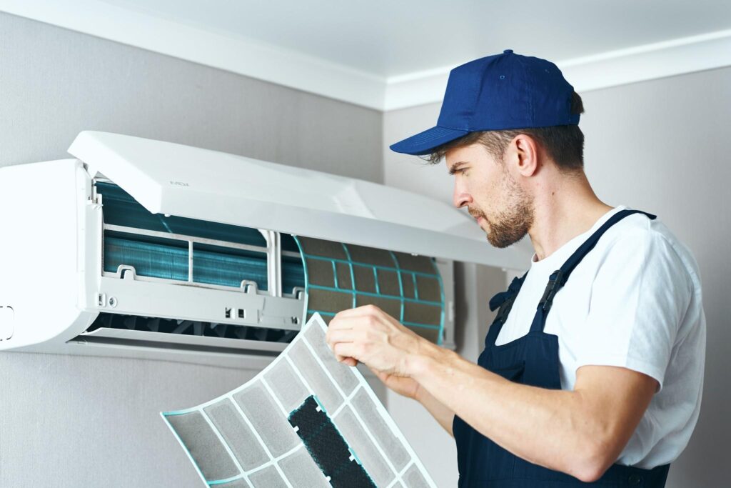 Split AC Cleaner in Palm Jumeirah Dubai